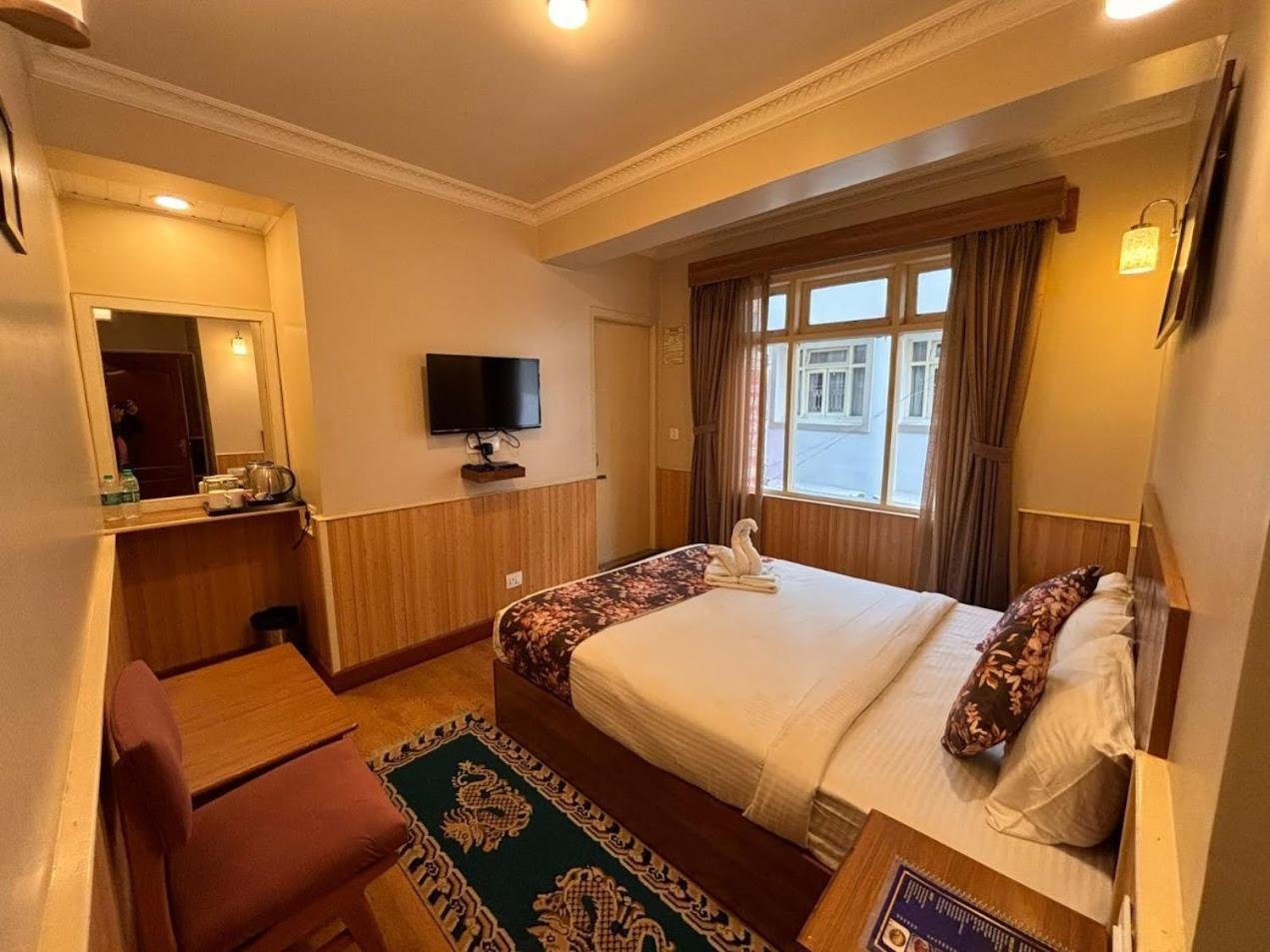Serenity Taksa Palace Hotell Darjeeling  Exteriör bild