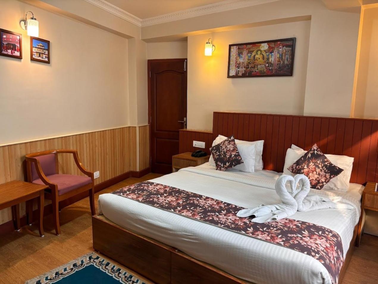 Serenity Taksa Palace Hotell Darjeeling  Exteriör bild